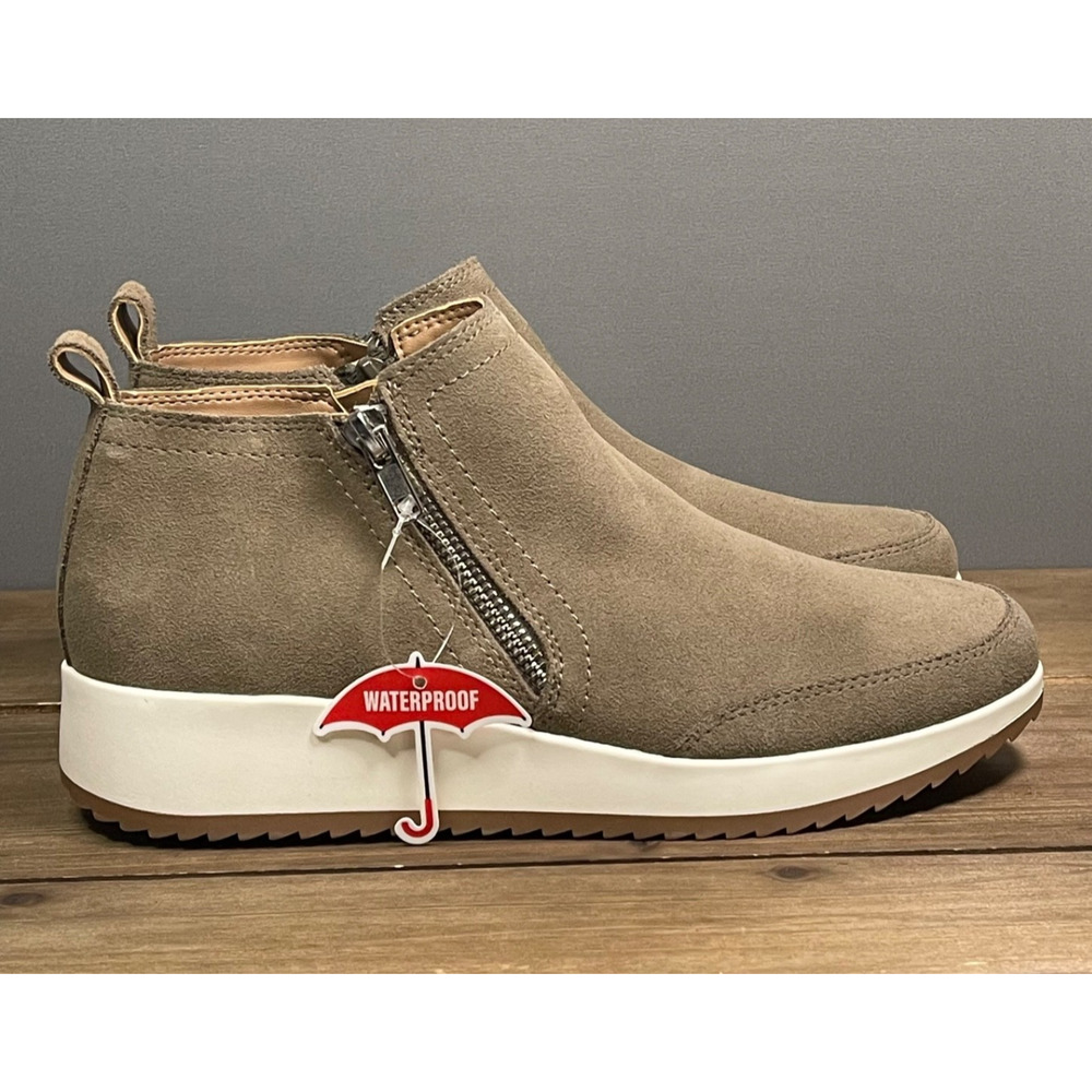 Blondo Women's Emrie Waterproof Sneaker Booties Size 7.5 Beige Suede Zip Up NEW